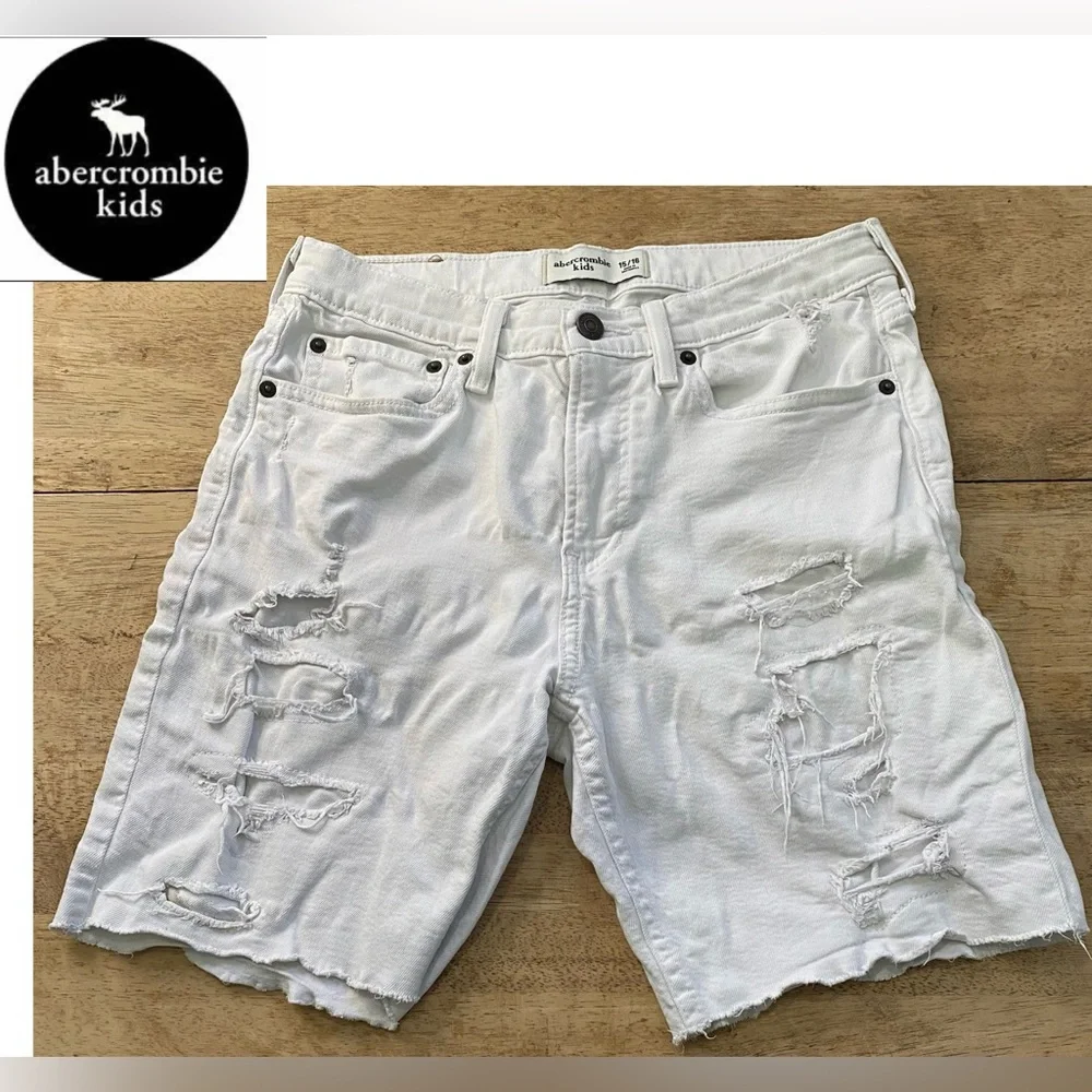 Abercrombie Kids Sz 15/16 White Denim Distressed Jean Shorts‎